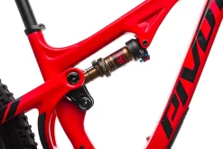 Pivot Mach 5.5 Carbon Team Mountain Bike - 2019, Small 14 Pivot Mach 5.5 Carbon Team Mountain Bike - 2019, Small -Pro Cycling Shop BMT14945 KB 05 scaled