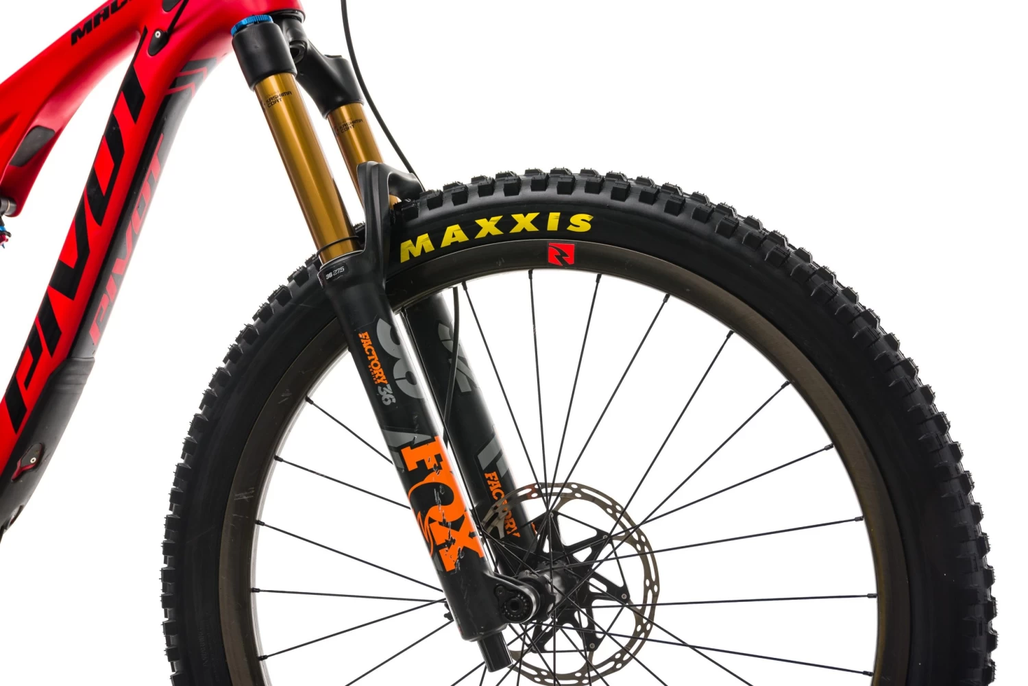 Pivot Mach 5.5 Carbon Team Mountain Bike - 2019, Small 6 Pivot Mach 5.5 Carbon Team Mountain Bike - 2019, Small - Image 6