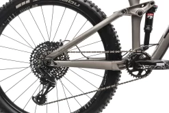 Trek Fuel EX 9.8 Mountain Bike - 2018, 15.5" 13 Trek Fuel EX 9.8 Mountain Bike - 2018, 15.5" -Pro Cycling Shop BMT15815 MJ 04 scaled