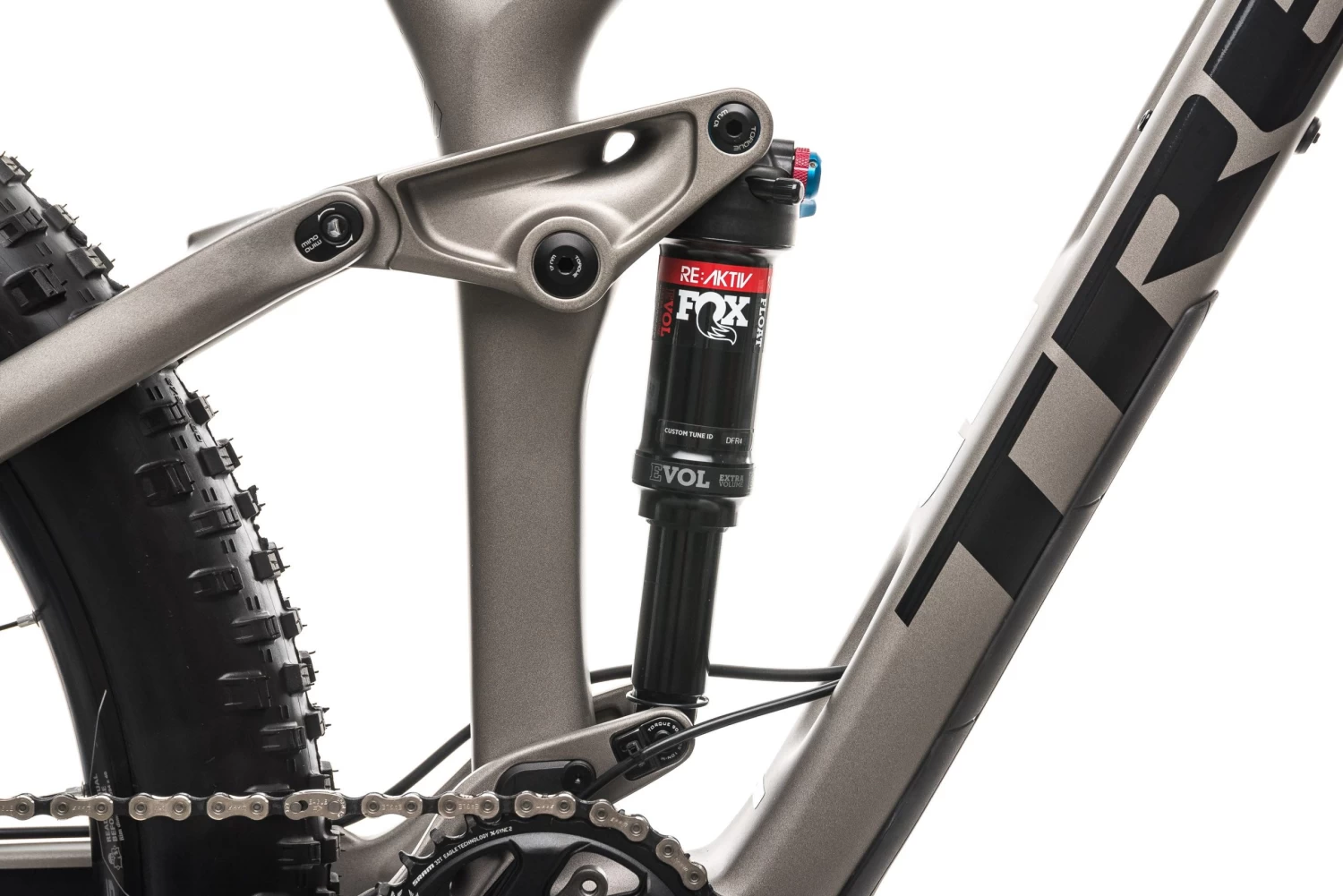 Trek Fuel EX 9.8 Mountain Bike - 2018, 15.5" 5 Trek Fuel EX 9.8 Mountain Bike - 2018, 15.5" - Image 5