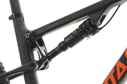 Santa Cruz Blur XC C Mountain Bike - 2022, Medium -Pro Cycling Shop BMT26956 PH1 05 scaled