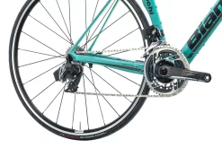 Bianchi Oltre XR.1 Road Bike - 2017, 50cm -Pro Cycling Shop BRD28733 PH1 3 scaled