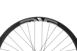 ENVE M735 Chris King Boost Carbon Tubeless 27.5" Wheelset -Pro Cycling Shop WMT12129 PH2 06 scaled