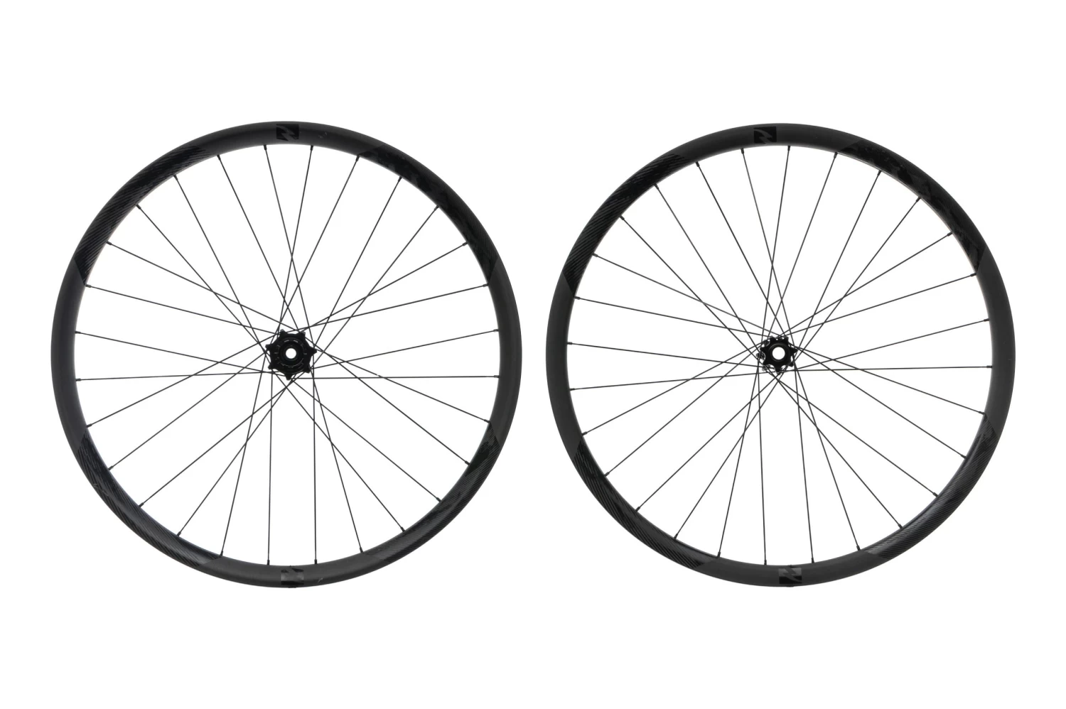 Reynolds® Reynolds Blacklabel Enduro 289 W/ I9 Hubs Carbon Tubeless 27.5" Wheelset 1 Reynolds® Reynolds Blacklabel Enduro 289 W/ I9 Hubs Carbon Tubeless 27.5" Wheelset